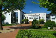Außenansicht Gebäude Realschule Vohenstrauß