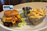 Burger im Gasthof Fenzl